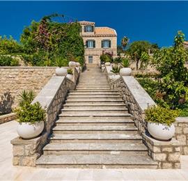 Luxury 7 Bedroom Villa with Heated Pool, Gym, Sauna, Jacuzzi and Sea Views in Dubrovnik, Sleeps 12-14